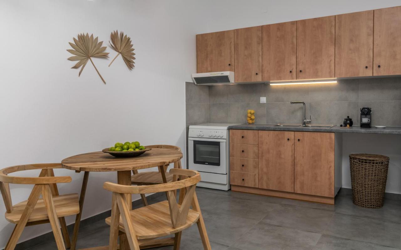 Kallia'S Suites Milos Adamantas  Екстериор снимка
